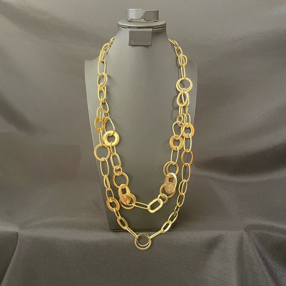 Gold Circles Necklace - Picture 2 of 9